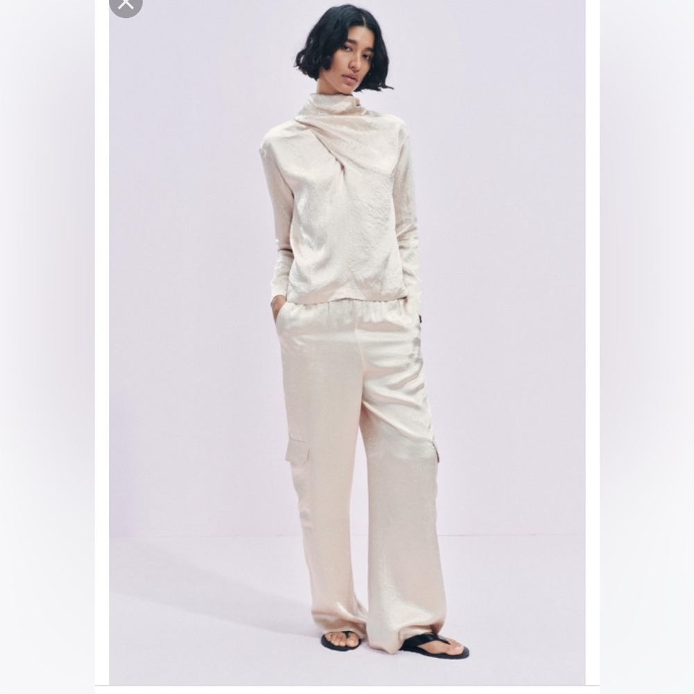 Zara NWT satin pull on relaxed cargo pants cream size small